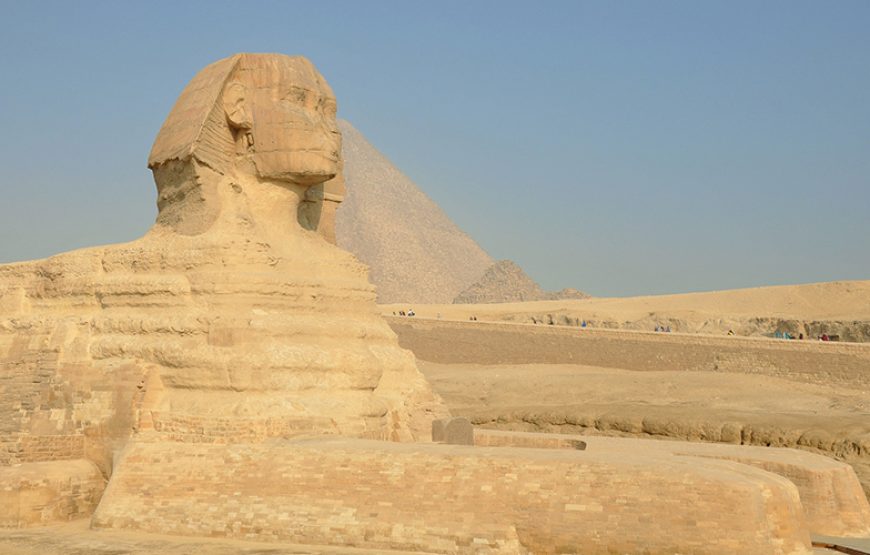 A Tour Pyramids Of Giza Egyptian  Museum and Khan Khalili