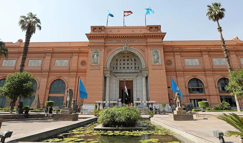 Pyramids and Egyptian Museum Tours